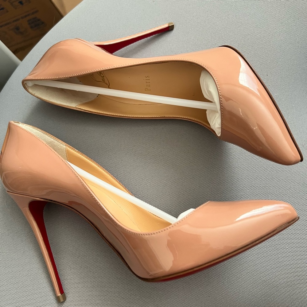 🎉SOLD🎉 CHRISTIAN LOUBOUTIN Pigalle Follies 100 Nude Patent 37.5 Authentic NEW
